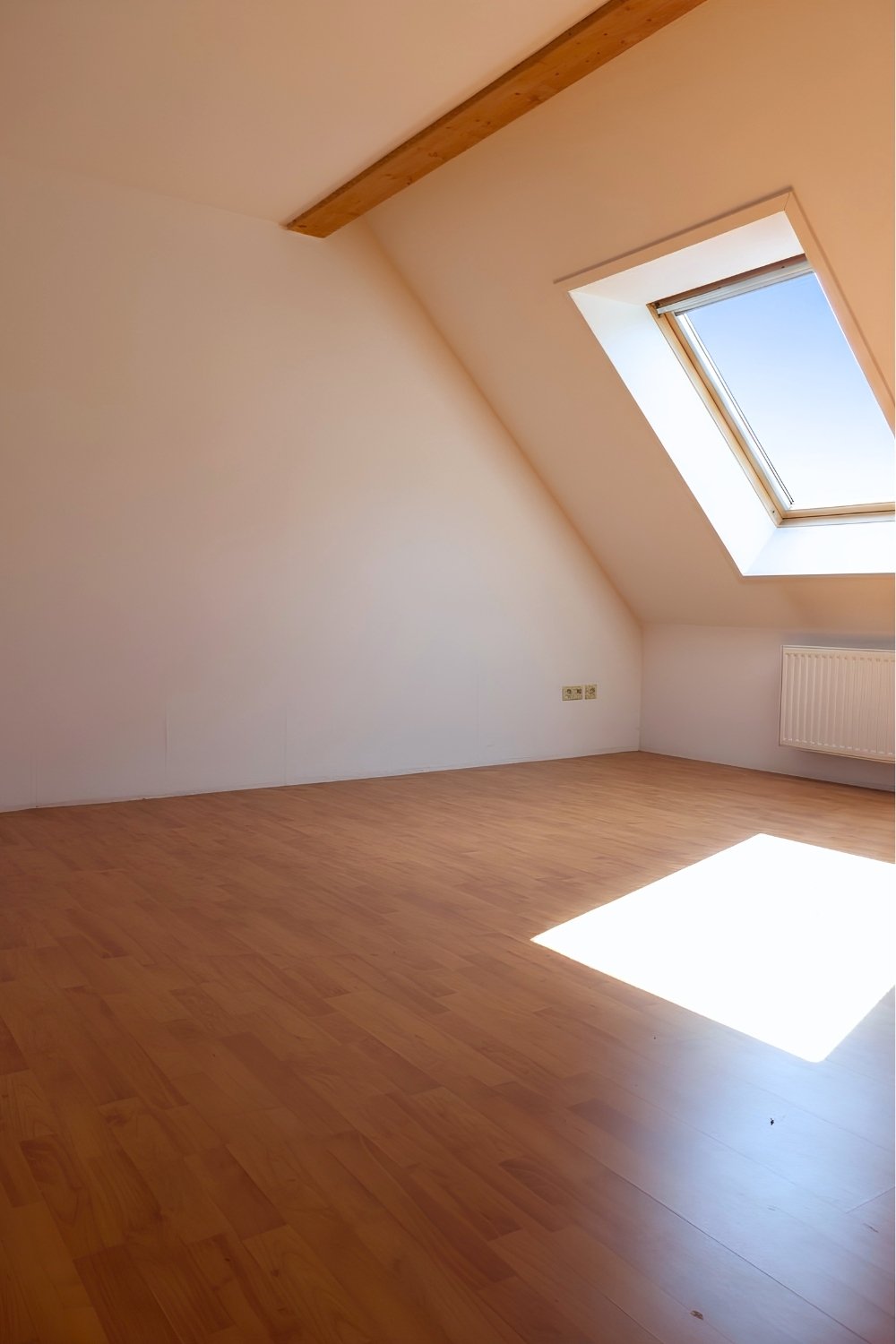 Wohnen mit Weitblick: Lichtdurchflutete Maisonettewohnung mit großzügiger Galerie Wohnen mit Weitblick: Lichtdurchflutete Maisonettewohnung mit großzügiger Galerie